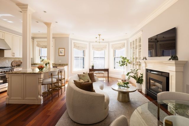 $4,275,000 | 392 Marlborough Street, Unit 3, Boston, MA 02115