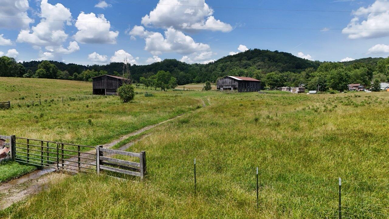 2475 Bowens Loop Road Stanford, KY 40484 - Photo 27 of 28 29