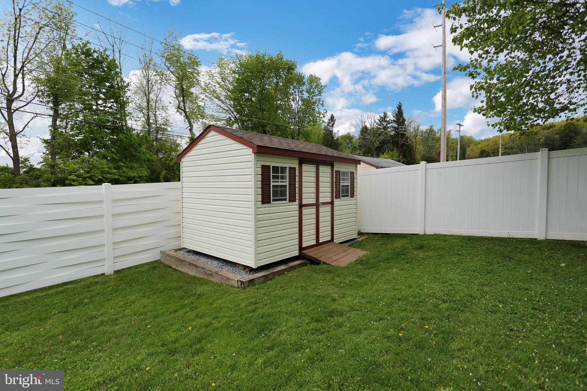 806 Blue Gate Lane Sinking Spring, PA 19608 - Photo 25 of 26 shed