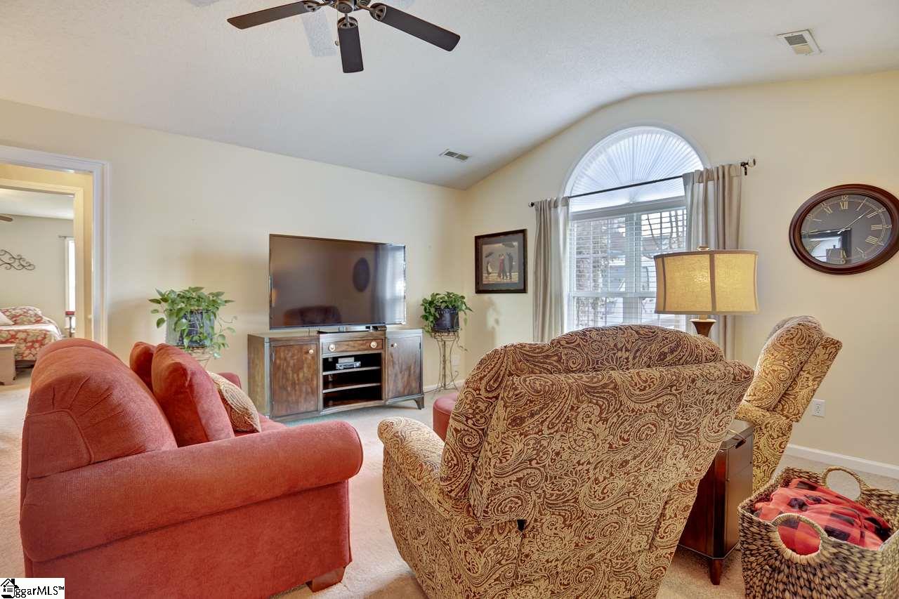 21 Trumpeter Lane Simpsonville, SC 29680 - Photo 6 of 32 Gallery Image 6