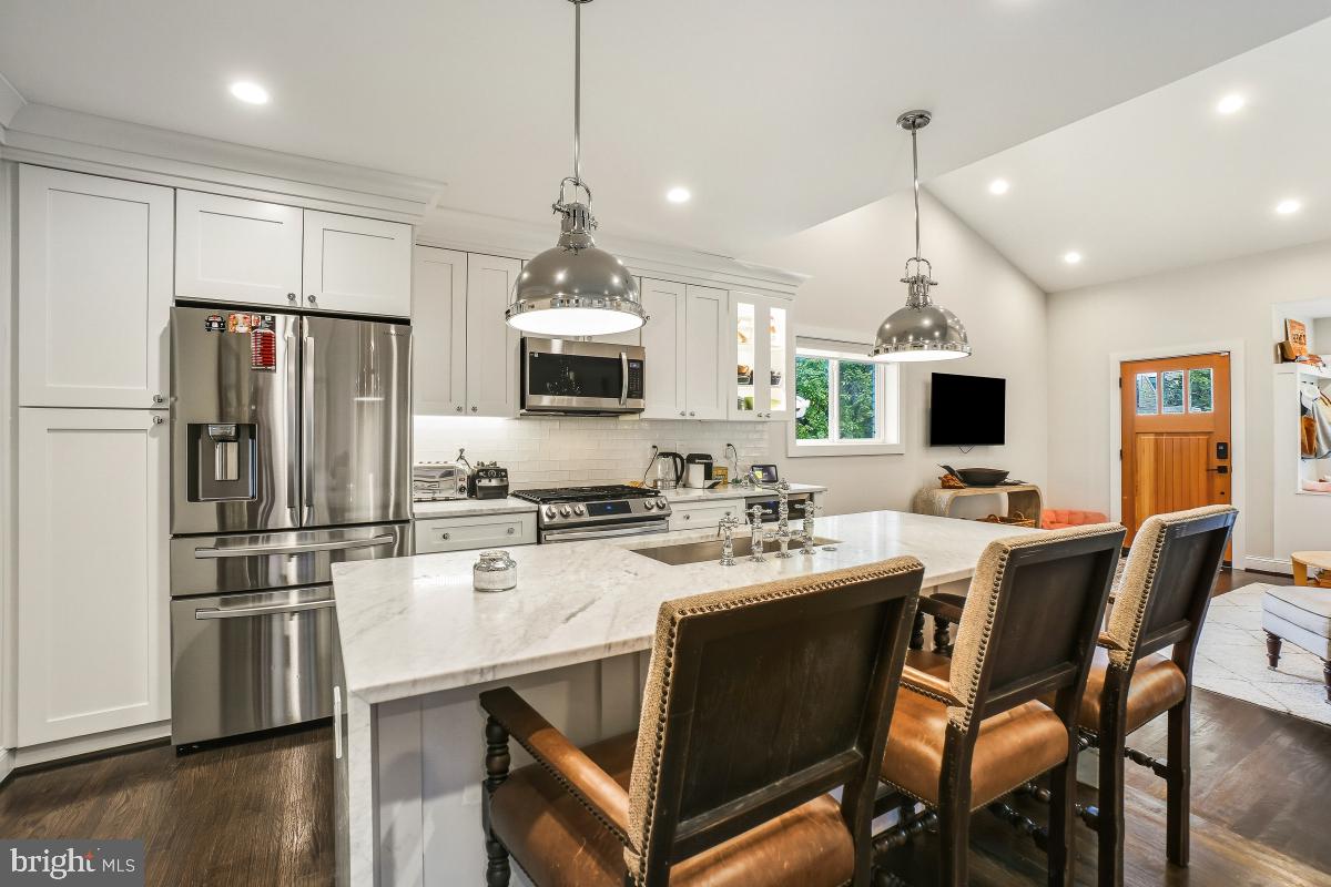 8706 Sundale Drive Silver Spring, MD 20910 - Photo 10 of 32