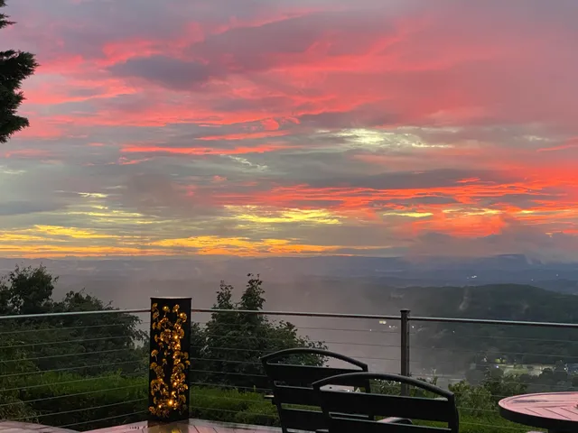 $1,085,000 | 2295 Heavenly View, Ooltewah, TN 37363