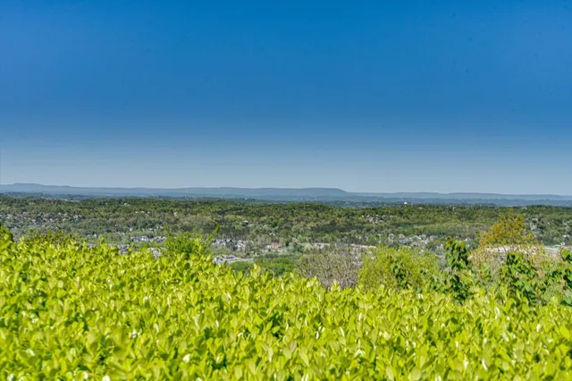 $1,085,000 | 2295 Heavenly View, Ooltewah, TN 37363