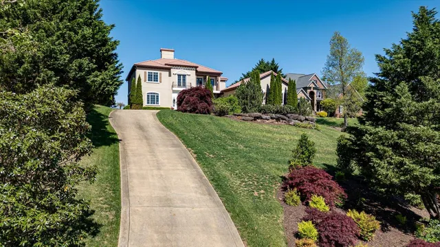 $1,085,000 | 2295 Heavenly View, Ooltewah, TN 37363