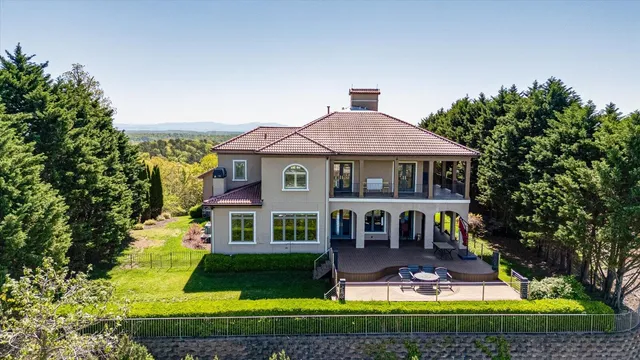 $1,085,000 | 2295 Heavenly View, Ooltewah, TN 37363
