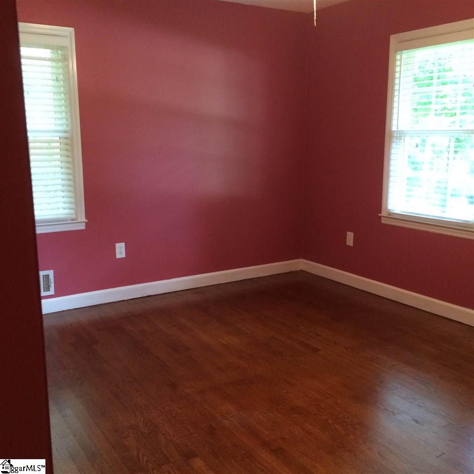 542 State Rd S-42-50 Woodruff, SC 29388 - Photo 19 of 31