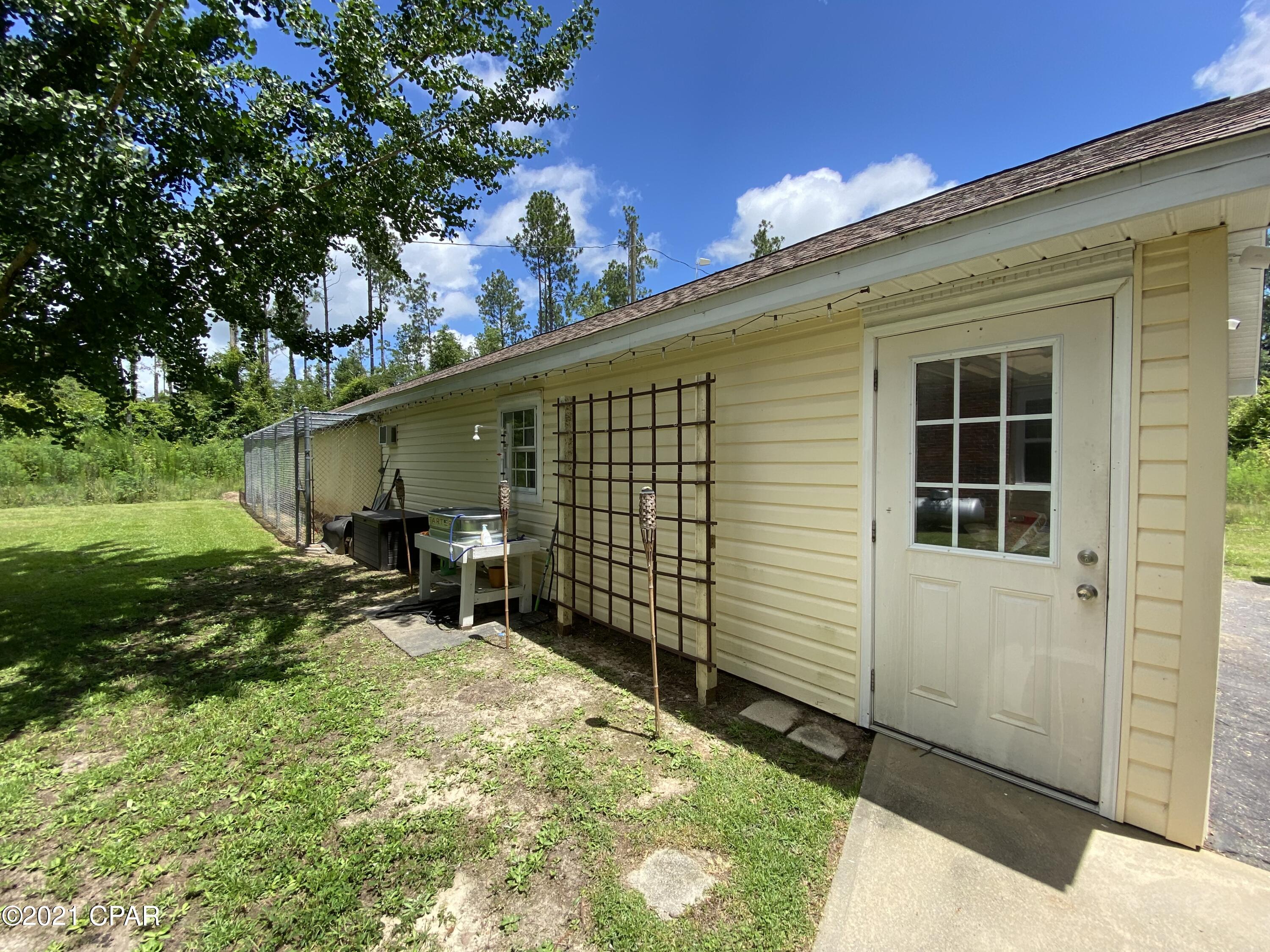 5362 Old U S Road Malone, FL 32445 - Photo 60 of 83 Gallery Image 60