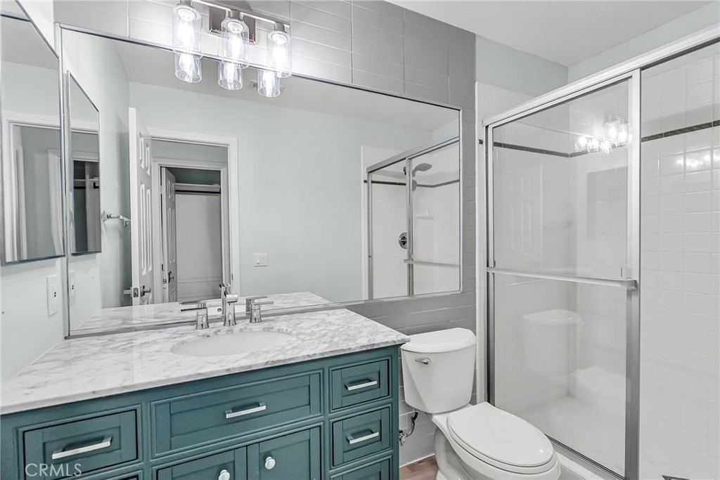 7535 Misty View Place Riverside, CA 92506 - Photo 35 of 75 ensuite with upstairs bedroom 2