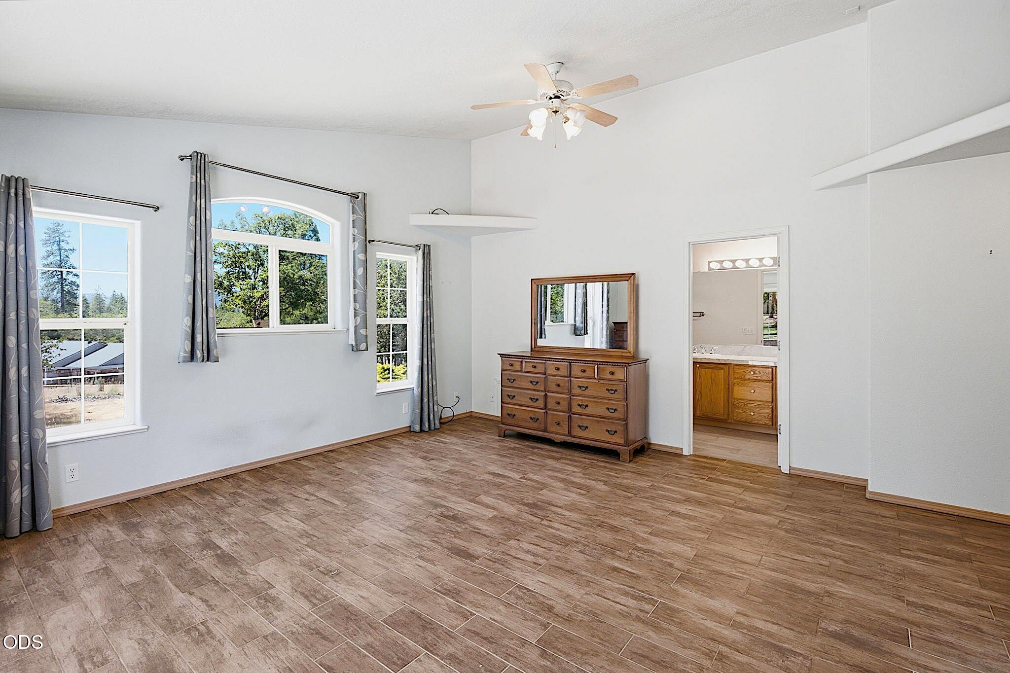371 Castle Creek Road Grants Pass, OR 97526 - Photo 30 of 71 Gallery Image 30