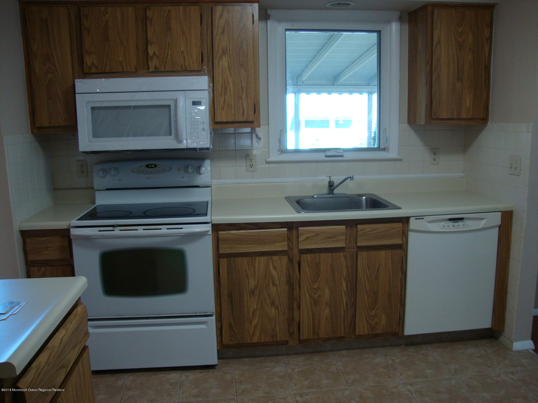 15 Hartford Road Whiting, NJ 08759 - Photo 6 of 12 15 Hartford 007