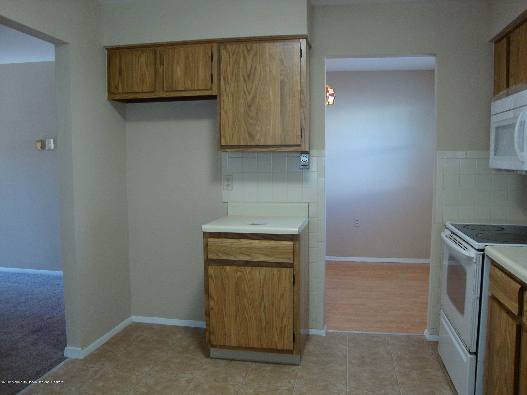 15 Hartford Road Whiting, NJ 08759 - Photo 7 of 12 15 Hartford 006