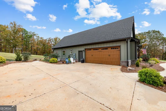 $789,900 | 101 Trent Jones Circle, Meansville, GA 30256