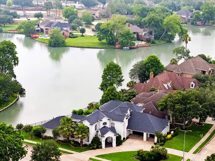 $1,100,000 | 2734 Peninsulas Drive, Missouri City, TX 77459