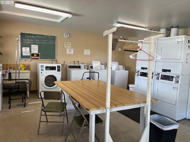 16901 Southeast Division Street, Unit 50 Portland, OR 97236 - Photo 22 of 25 Community Room
