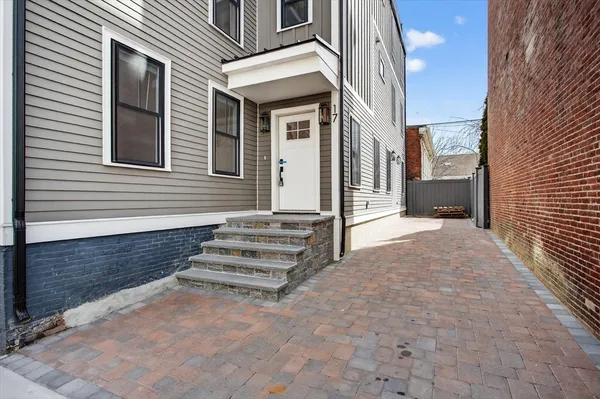 $10,000 | 17 Allston Street, Unit 17, Boston, MA 02129