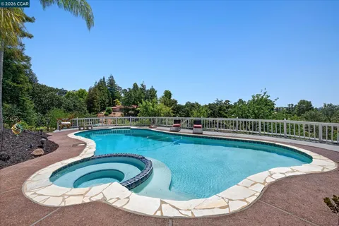 $2,999,000 | 671 Logan Lane, Danville, CA 94526