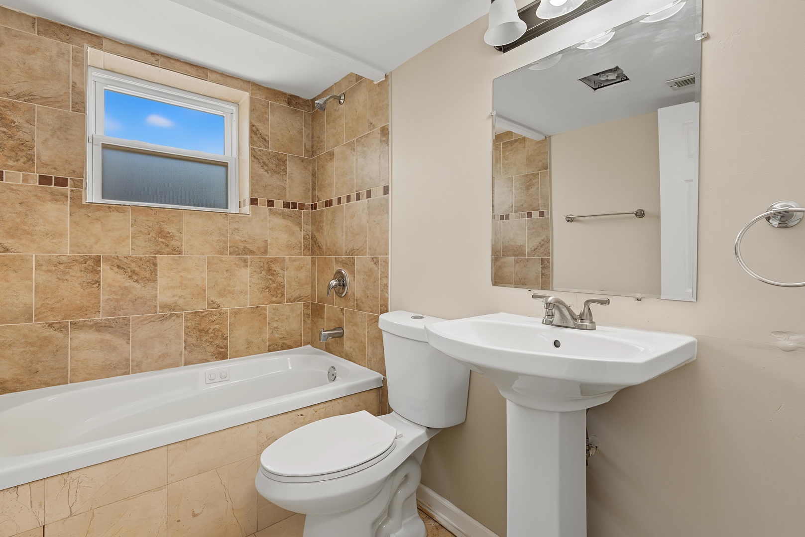 2826 186th Street Lansing, IL 60438 - Photo 2 of 14