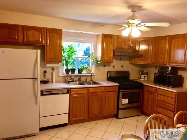 14 Briar Road Freehold, NJ 07728 - Photo 8 of 11 Gallery Image 8