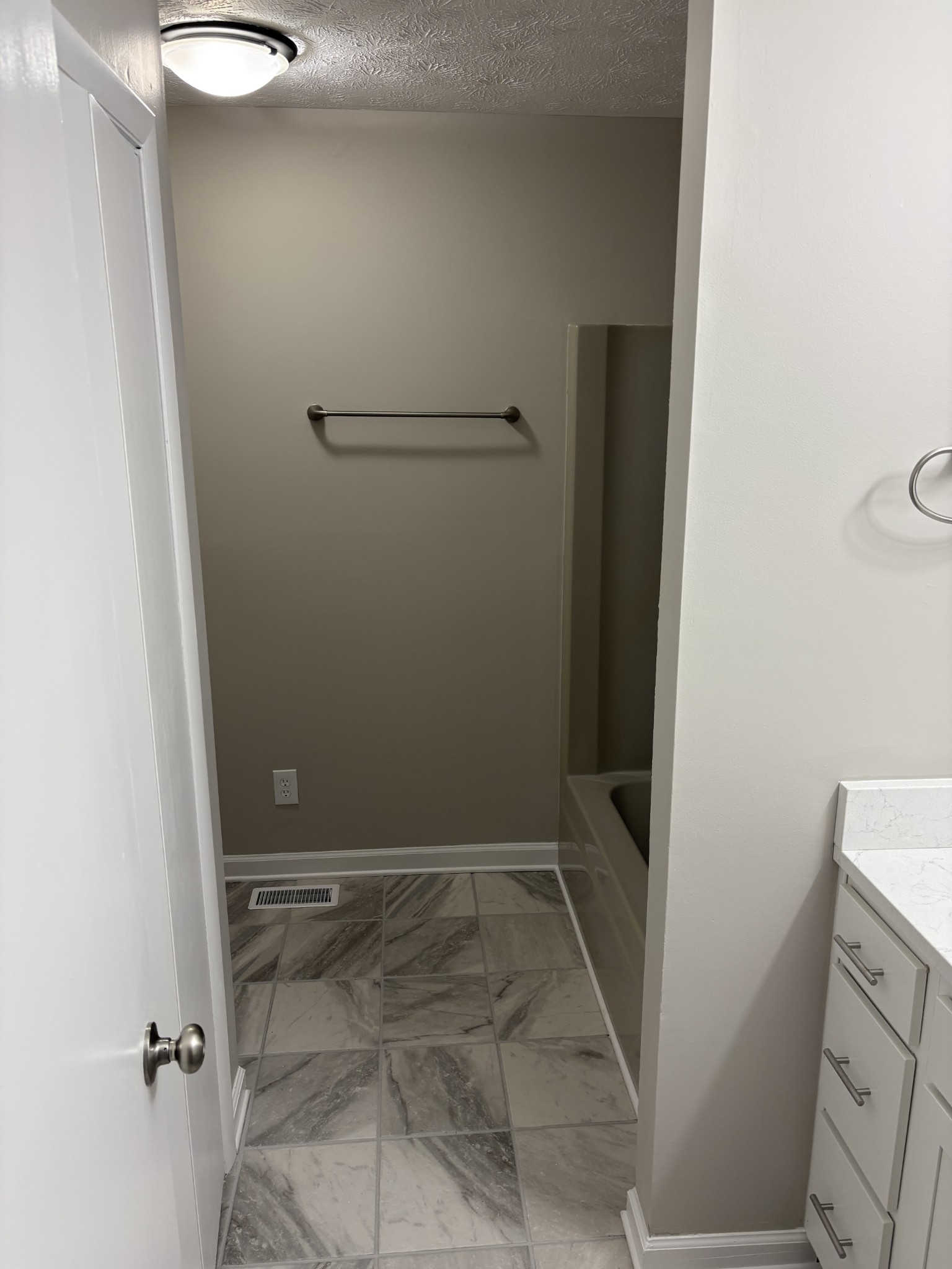 1358 Hurricane Ridge Road Smithville, TN 37166 - Photo 11 of 29 a view of room