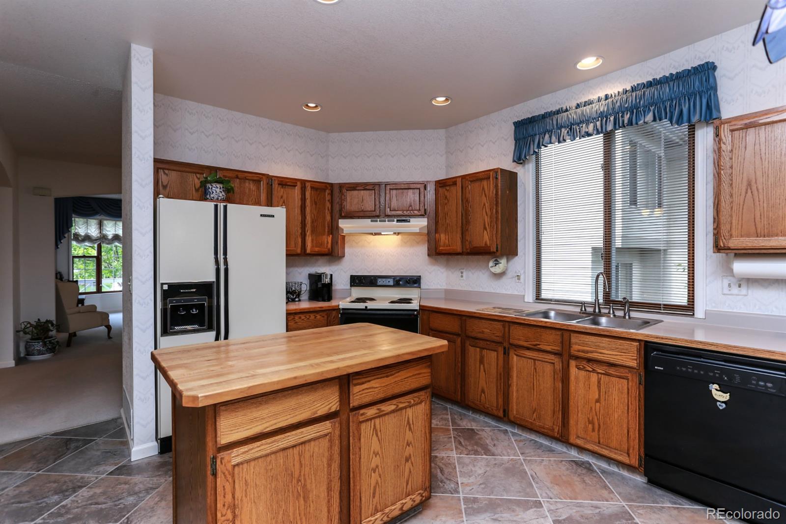 10352 Stoneflower Drive Parker, CO 80134 - Photo 14 of 35 Gallery Image 14