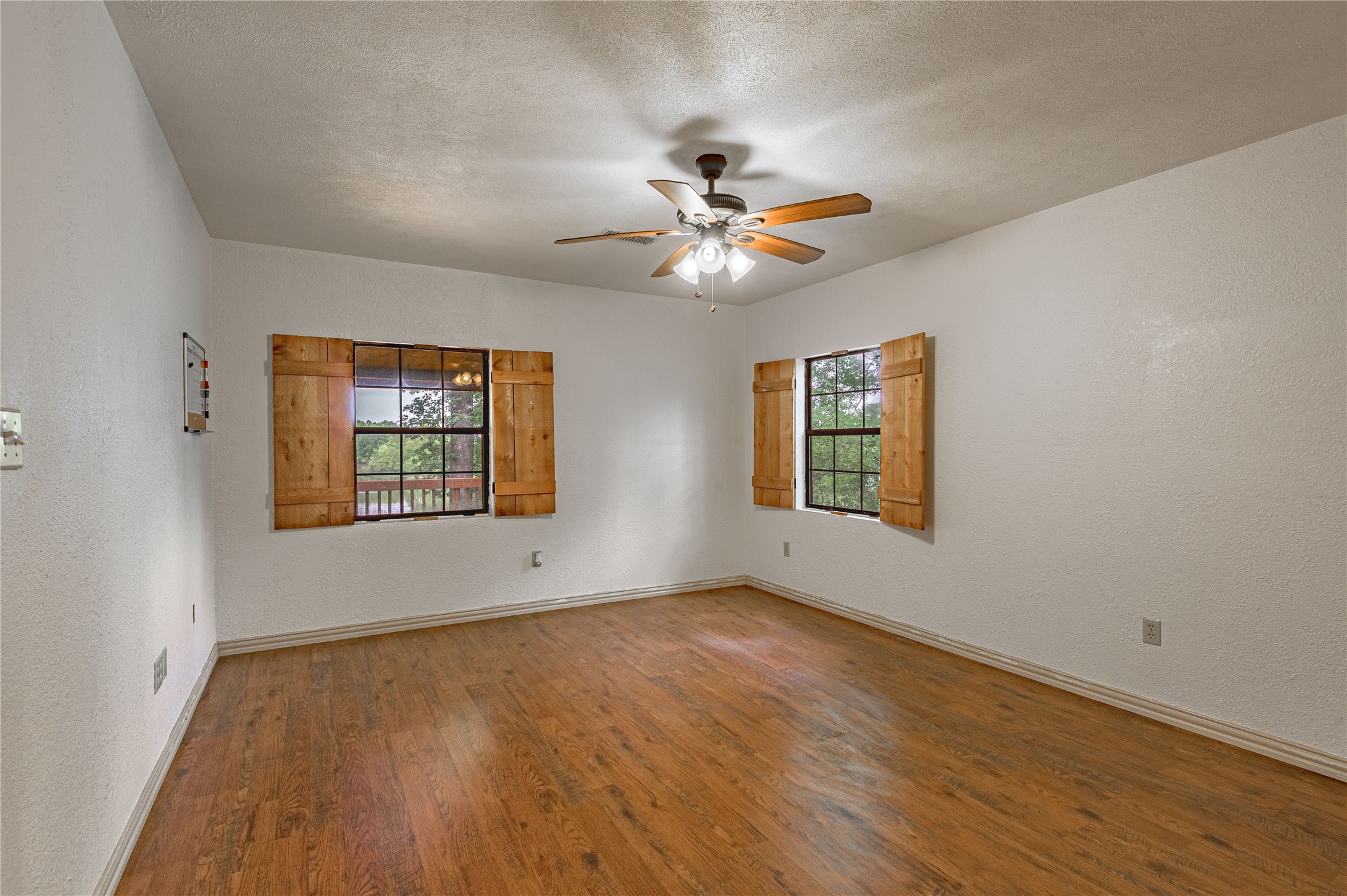 73 Thomas Lake Road Huntsville, TX 77320 - Photo 19 of 30