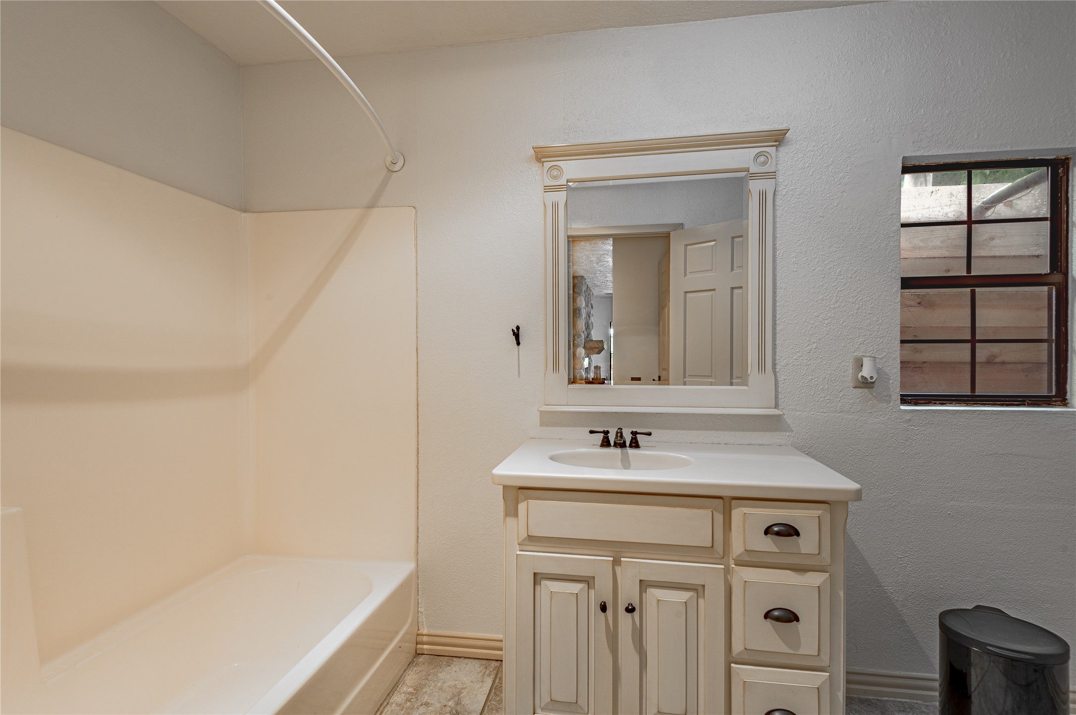 73 Thomas Lake Road Huntsville, TX 77320 - Photo 22 of 30