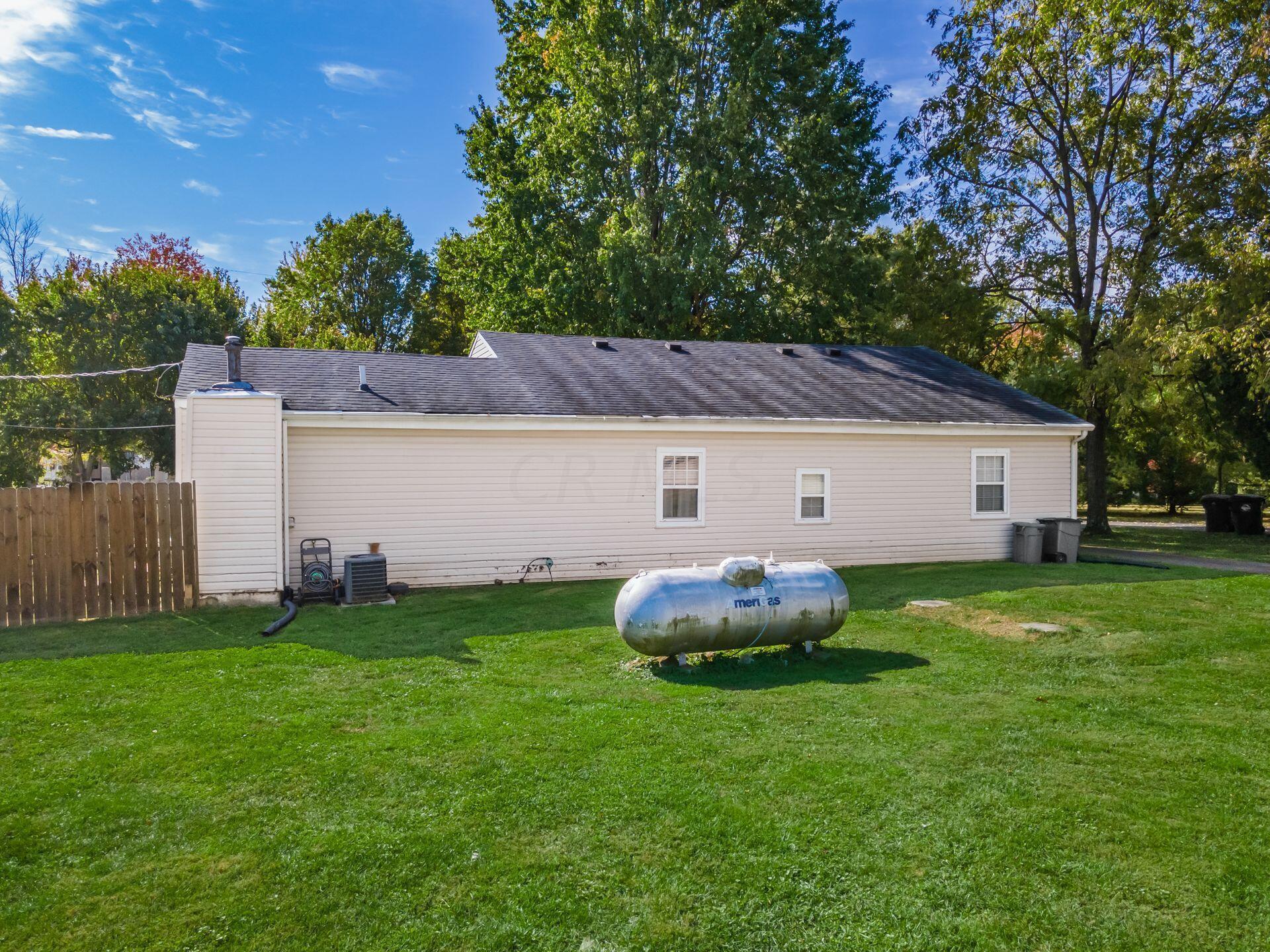 7802 Morse Road New Albany, OH 43054 - Photo 8 of 51 008_a70524_A 7802 Morse 002-2