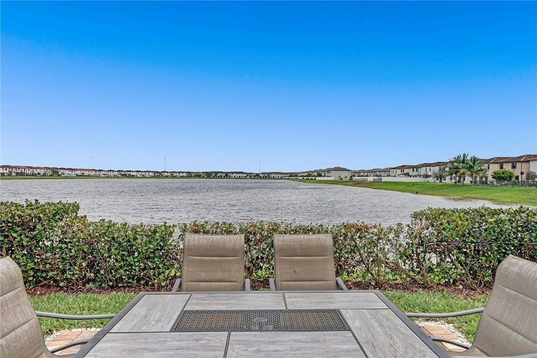 3482 West 101st Terrace Hialeah, FL 33018 - Photo 11 of 39 Photo 11