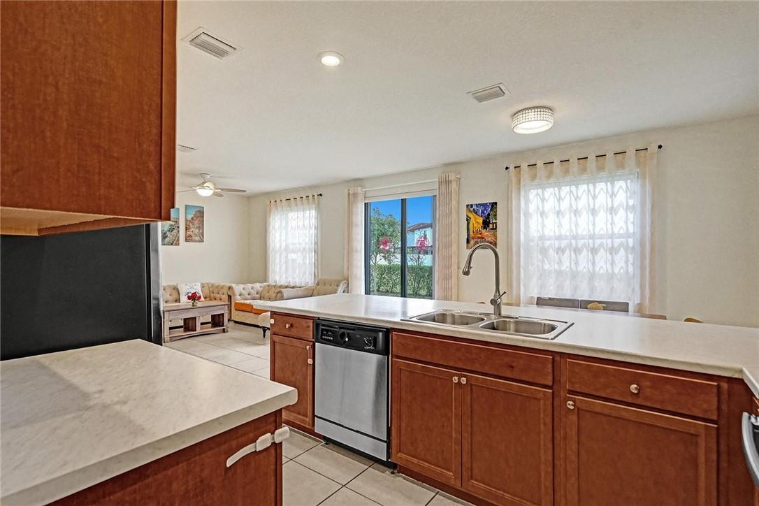 3482 West 101st Terrace Hialeah, FL 33018 - Photo 19 of 39 Photo 19