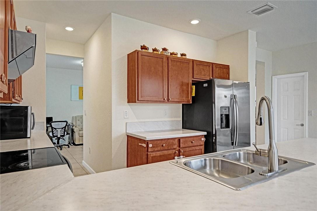 3482 West 101st Terrace Hialeah, FL 33018 - Photo 21 of 39 Photo 21