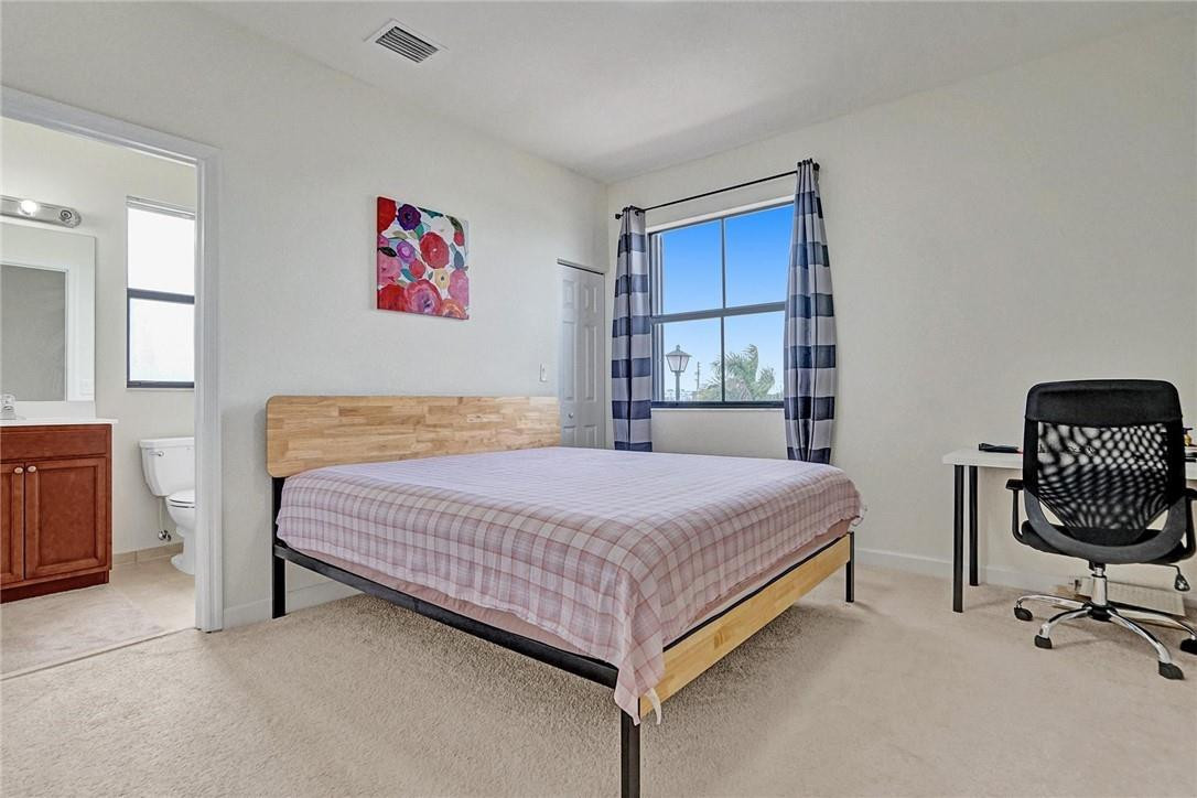 3482 West 101st Terrace Hialeah, FL 33018 - Photo 28 of 39 Photo 28