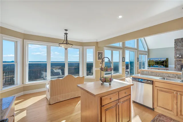 $745,000 | 272 Jocassee Ridge Way, Salem, SC 29676