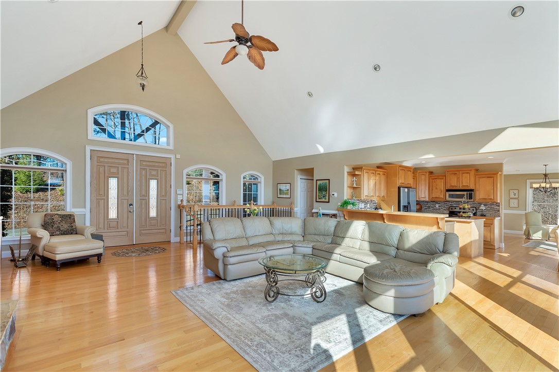 272 Jocassee Ridge Way Salem, SC 29676 - Photo 5 of 50