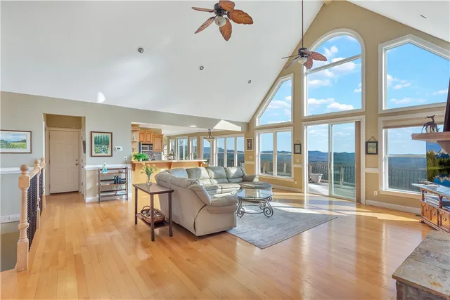 $745,000 | 272 Jocassee Ridge Way, Salem, SC 29676