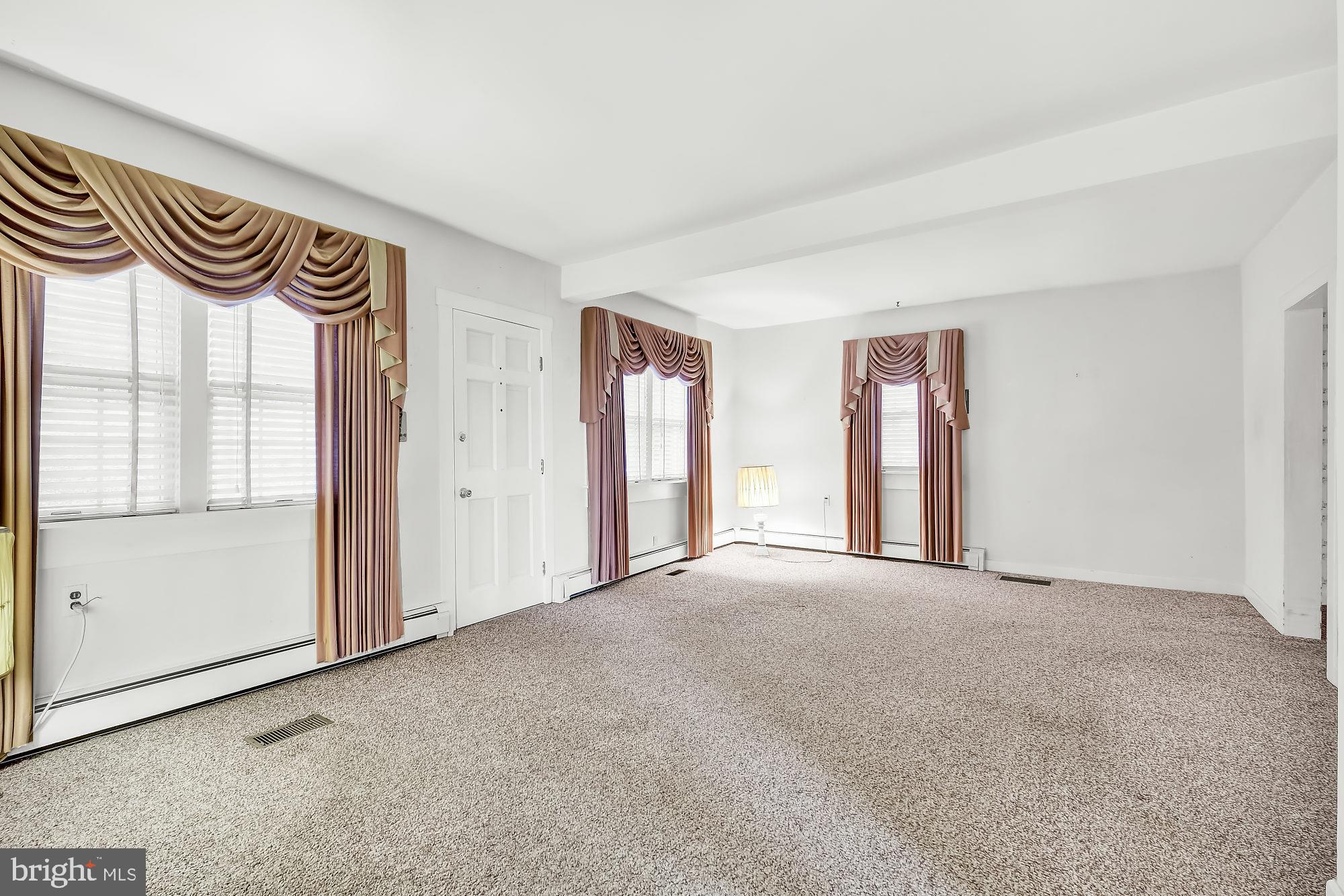 7009 Edgemont Road Frederick, MD 21702 - Photo 3 of 25