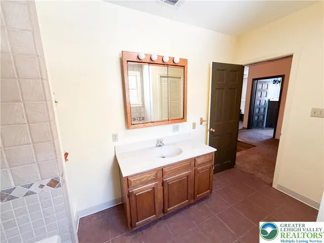 $2,900 | Undisclosed Address, Lehighton, PA 18235