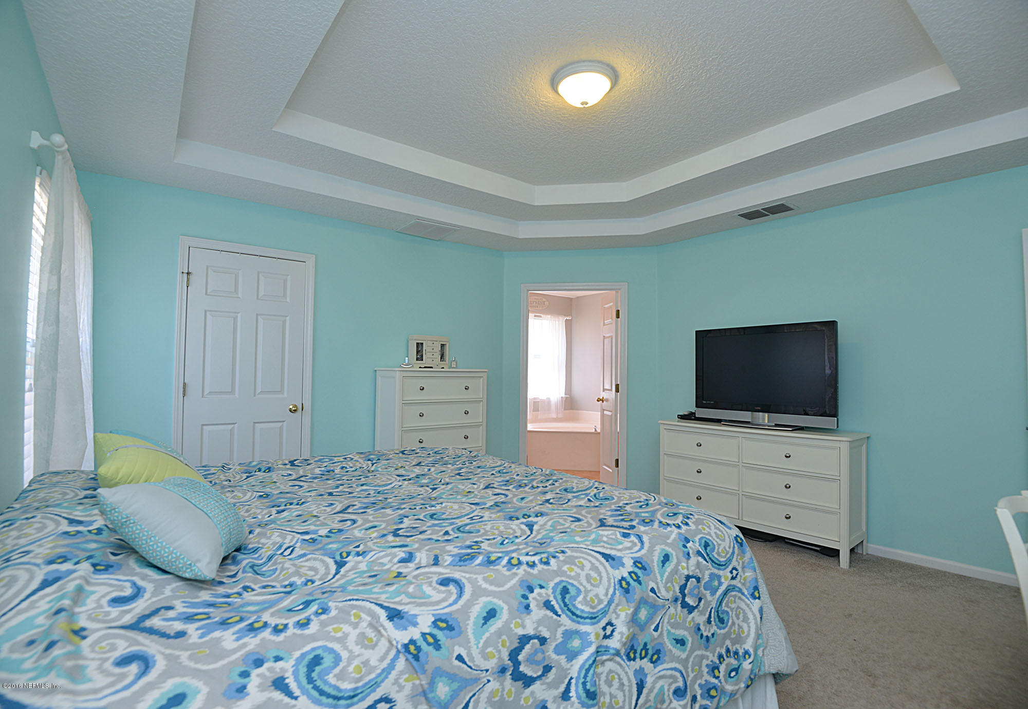 1226 Splendid Ravine Street St. Augustine, FL 32092 - Photo 17 of 38 18 - Master Bedroom