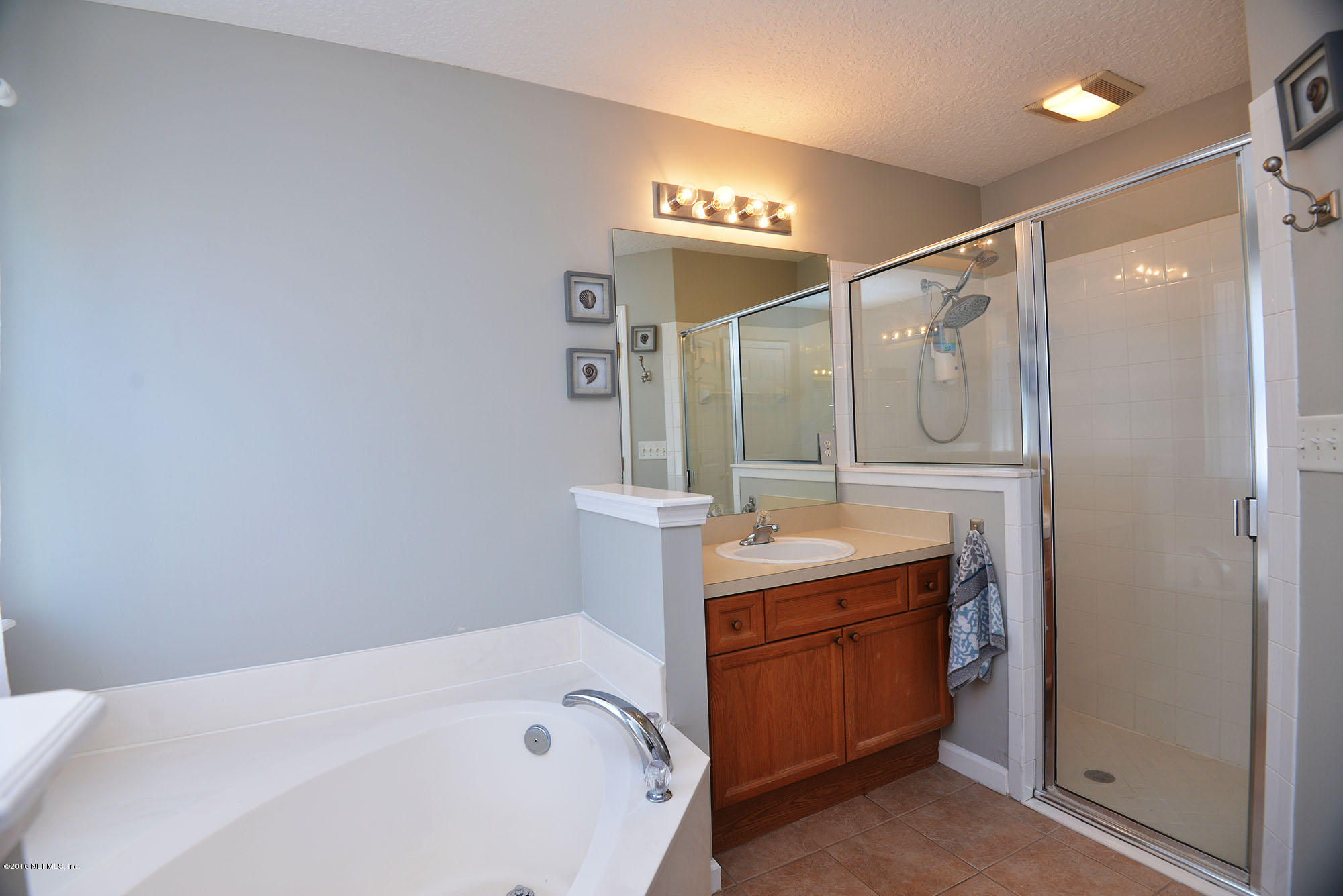 1226 Splendid Ravine Street St. Augustine, FL 32092 - Photo 18 of 38 19 - Master Bath