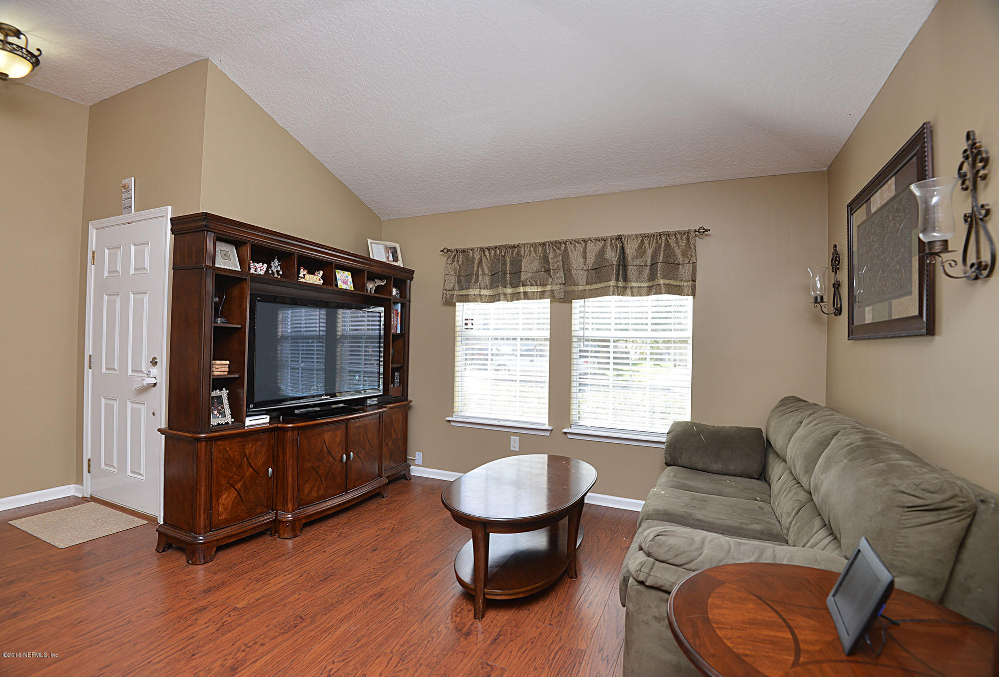 1226 Splendid Ravine Street St. Augustine, FL 32092 - Photo 4 of 38 4 - Living Room