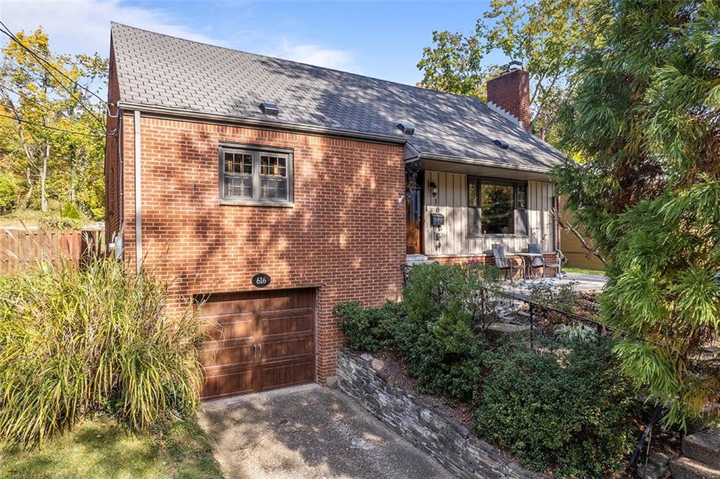 616 Scrubgrass Road Pittsburgh, PA 15243 - Photo 1 of 40 Gallery Image 1