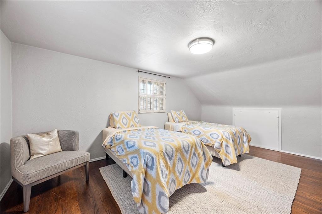 616 Scrubgrass Road Pittsburgh, PA 15243 - Photo 22 of 40 Gallery Image 22