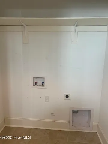 $1,675 | 1920 Leighton Drive, Unit A, Greenville, NC 27834