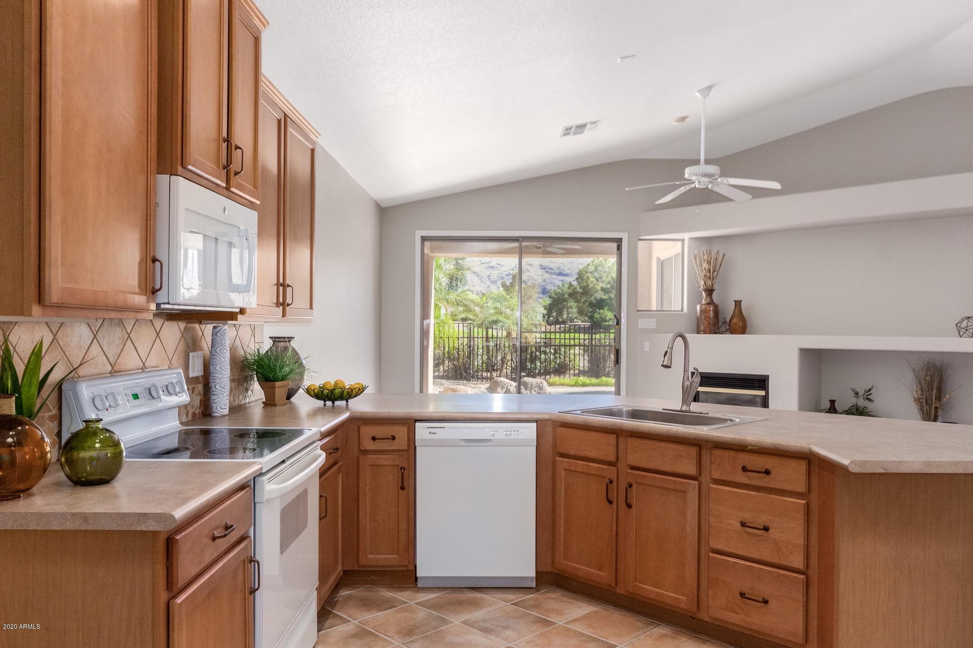 3231 East Fremont Road Phoenix, AZ 85042 - Photo 8 of 32 Fremont 13