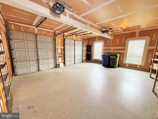 a view of a livingroom with furniture