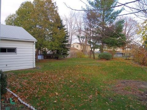 31256 Richert Street Fraser, MI 48026 - Photo 8 of 9 528352-7.JPG