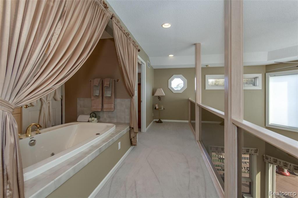 2349 Riverside Pointe Drive St. Joseph, MI 49085 - Photo 39 of 62