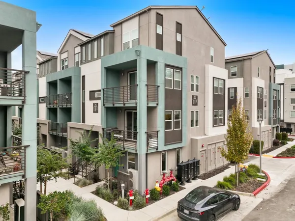 $999,888 | 581 Yale Way, San Jose, CA 95117