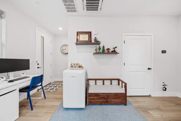 $999,888 | 581 Yale Way, San Jose, CA 95117