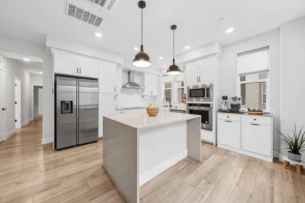 $999,888 | 581 Yale Way, San Jose, CA 95117