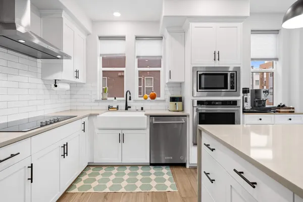 $999,888 | 581 Yale Way, San Jose, CA 95117